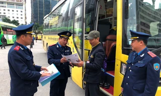 Sở GTVT Hà Nội yêu cầu, đến 28/1 phải xong kiểm tra ma túy với tài xế kinh doanh vận tải. Ảnh: T.Đảng