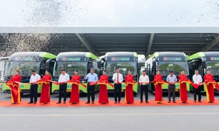 Đưa vào hoạt động xe buýt điện kết nối Đông Anh với trung tâm Hà Nội