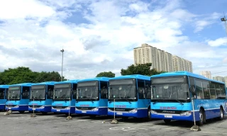 Thêm 3 tuyến buýt Hà Nội được thay bằng xe đời mới