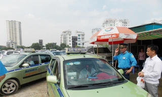 Taxi Hà Nội sẽ mặc đồng phục từ 3 đến 5 màu sơn.