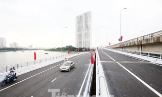 Phương tiện lưu thông thế nào qua cầu vượt hồ Linh Đàm sau thông xe?