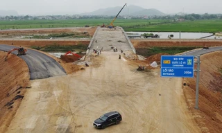 Cao tốc Mai Sơn - QL45 thi công nước rút để 'cán đích' đúng dịp 30/4