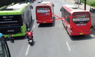 Đề xuất cấm xe khách đi làn trong cùng đường Phạm Hùng ở Hà Nội