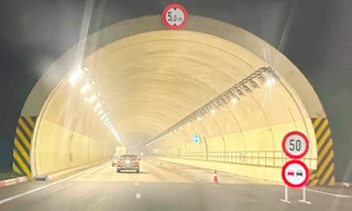 Hầm Tam Điệp giảm tốc độ còn 50 km/h, lái xe lo 'dính' phạt nguội