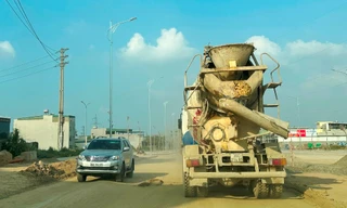 Xe hổ vồ, xe công trường quần đảo nhiều tuyến đường ở Thanh Hóa