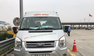 Xe khách 15B-01581 bị tổ công tác của Bộ Công an tạm giữ sau khi tài xế bị phát hiện dương tính với ma túy