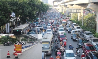 Hà Nội chi bao nhiêu tiền cho phân làn, tổ chức giao thông, hiệu quả ra sao?