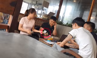 Chủ tịch Hà Nội Trần Sỹ Thanh chỉ đạo khẩn xử lý vụ làm hộ chiếu 'siêu tốc'