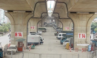 Hà Nội đề xuất trông giữ ô tô ở gầm cầu