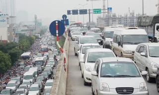  Đường trên cao thực hiện rào chắn 1/2 lòng đường để sửa chữa khe co gián trong vòng 2 tháng