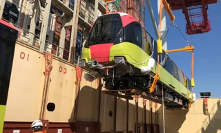 Hình ảnh đoàn tàu metro Nhổn - ga Hà Nội rời cảng Pháp về Việt Nam