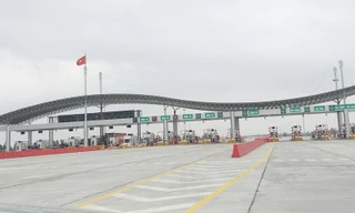 Tuy phương án tài chính khả thi nhưng các Bộ KH-ĐT đánh giá, phương án này vẫn có nguy cơ bị phá vỡ nếu khoảng GPMB không được giải ngân. Ảnh: T.Đảng