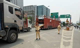 Hà Nội: Cho xe đi vào làn khẩn cấp để giảm ùn tắc đường Vành đai 3 trên cao