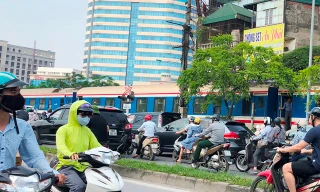 Vụ tai nạn đường sắt, gây tắc đường tại nút giao thông Kim Liên sáng 8/5