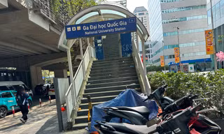 Cận cảnh các vị trí điểm gửi xe phục vụ người dân đi tàu Nhổn - Ga Hà Nội
