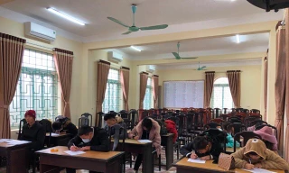 Nhóm đối tượng.