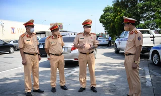 Cục phó CSGT yêu cầu cán bộ tại chốt kiểm soát dịch không lơ là, chủ quan