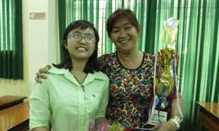 Nữ sinh giỏi tiếng Anh giành học bổng 120 triệu đồng