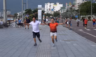 Sôi động giải chạy nhân dịp 70 năm báo Tiền Phong xuất bản số đầu tiên