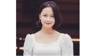 Cô giáo 9X xinh đẹp dạy tiếng Anh miễn phí cho trẻ khiếm thính