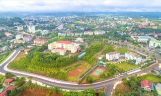 Lý do Thành uỷ Gia Nghĩa xin ý kiến không tiếp nhận cán bộ khi sáp nhập