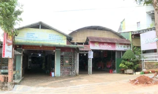 Cán bộ 2 xã bị tố nợ tiền tiếp khách 9 năm chưa trả: Một số đơn vị tức tốc trả nợ