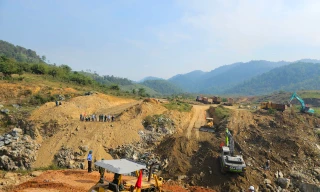 Chặn dòng hồ chứa nước 4,4 nghìn tỷ đồng ở Đắk Lắk