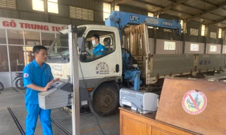 Ô tô đến hạn đăng kiểm xếp hàng dài, Giám đốc trung tâm ở Đắk Lắk nói gì?