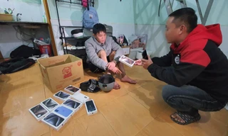 Đột nhập Điện máy xanh trộm 15 chiếc điện thoại trị giá gần nửa tỷ đồng