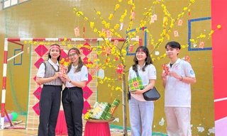 Không khí Xuân ngập tràn Chủ nhật Đỏ tại trường ĐH lớn nhất Tây Nguyên