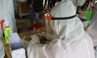 Đắk Nông yêu cầu tất cả cán bộ, công viên chức phải xét nghiệm SARS-CoV-2. Ảnh minh họa