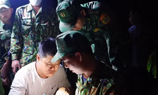 Dùng xe càng vận chuyển số lượng lớn pháo lậu ở Đắk Nông