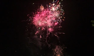 Bắn pháo hoa tại Lễ Kỷ niệm 20 năm tái lập tỉnh Đắk Nông