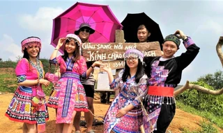 Lên ‘Vịnh Hạ Long trên núi’ vui hội Gầu Tào