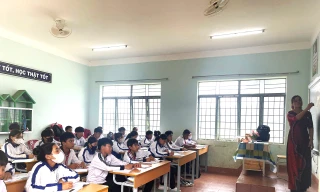 Đắk Lắk thu hồi hàng trăm tỷ đồng phụ cấp ưu đãi nhà giáo vượt quy định