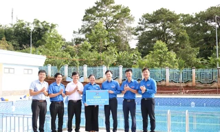 Bí thư Trung ương Đoàn Nguyễn Minh Triết tham gia lễ trồng cây ở Đắk Nông