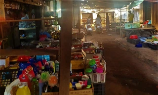 Chính quyền nói lý do vụ xã dùng kẽm gai, lưới rào đường dân đi