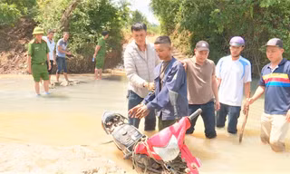 Băng rừng, lội suối truy bắt nghi phạm sát hại chú họ