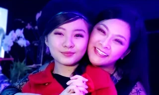 Con gái Như Quỳnh xuất hiện bên cạnh 'người tình không bao giờ cưới' của mẹ