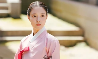 Lee Se Young (Cổ Tay Áo Màu Đỏ) đau lòng vì bị bạn thân nhất "đâm sau lưng"