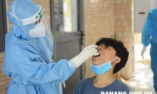 Đà Nẵng: Phụ huynh an tâm khi teen và giáo viên sẽ được xét nghiệm trước kỳ thi sắp tới