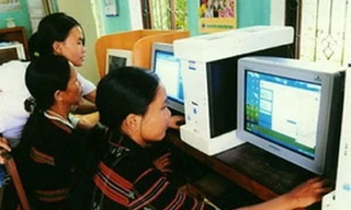 Khởi động dự án ‘đưa internet về làng’