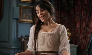 Những hình ảnh đầu tiên của nàng “Lọ Lem” Camila Cabello: Lạ mắt nhưng đáng để hóng