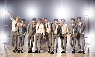 Trong thế giới fangirl: Thanh xuân của tôi chẳng có gì đặc biệt, chỉ có EXO là đặc biệt!