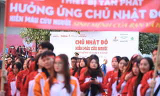 Không khí sôi động tại Lễ phát động Chủ Nhật Đỏ lần thứ 17 - năm 2025
