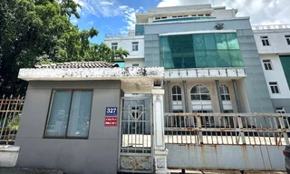 Bình Dương nói về việc đấu giá trụ sở cũ