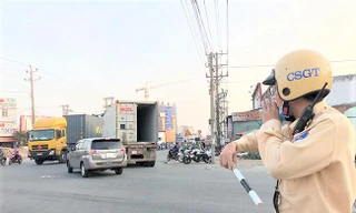 Bình Dương xây cầu vượt đầu tiên bắc qua đường huyết mạch, cấm lưu thông nhiều tuyến