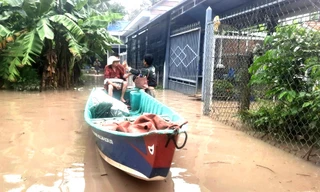 Hồ thủy lợi lớn nhất nước tiếp tục xả lũ, đề phòng ngập nhà ven sông Sài Gòn