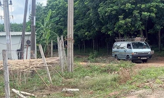 Nam thanh niên tử vong bất thường bên lề đường