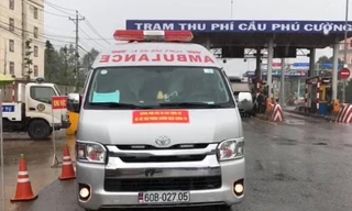 Lập biên bản tài xế xe cứu thương gắn bảng 'Giang Kim Cúc và các cộng sự'